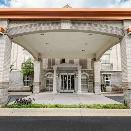 Quality Inn & Suites Little Rock West Bagian luar foto