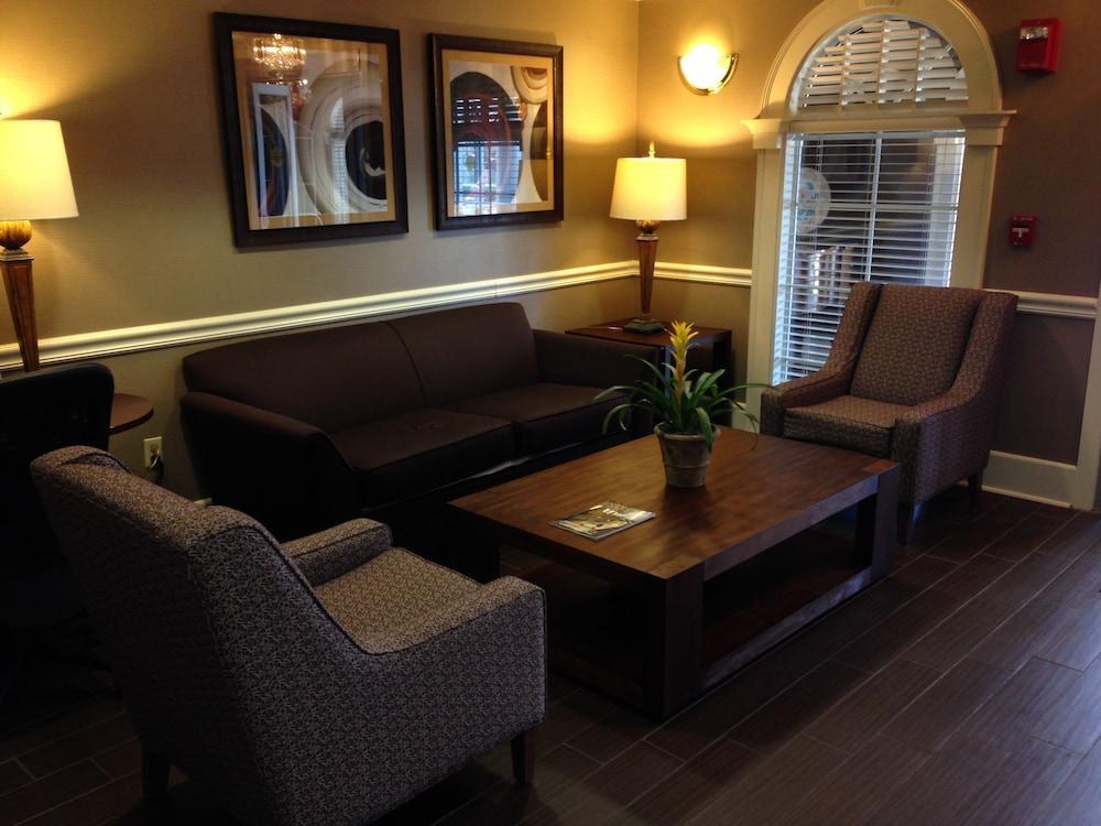 Quality Inn & Suites Little Rock West Bagian luar foto