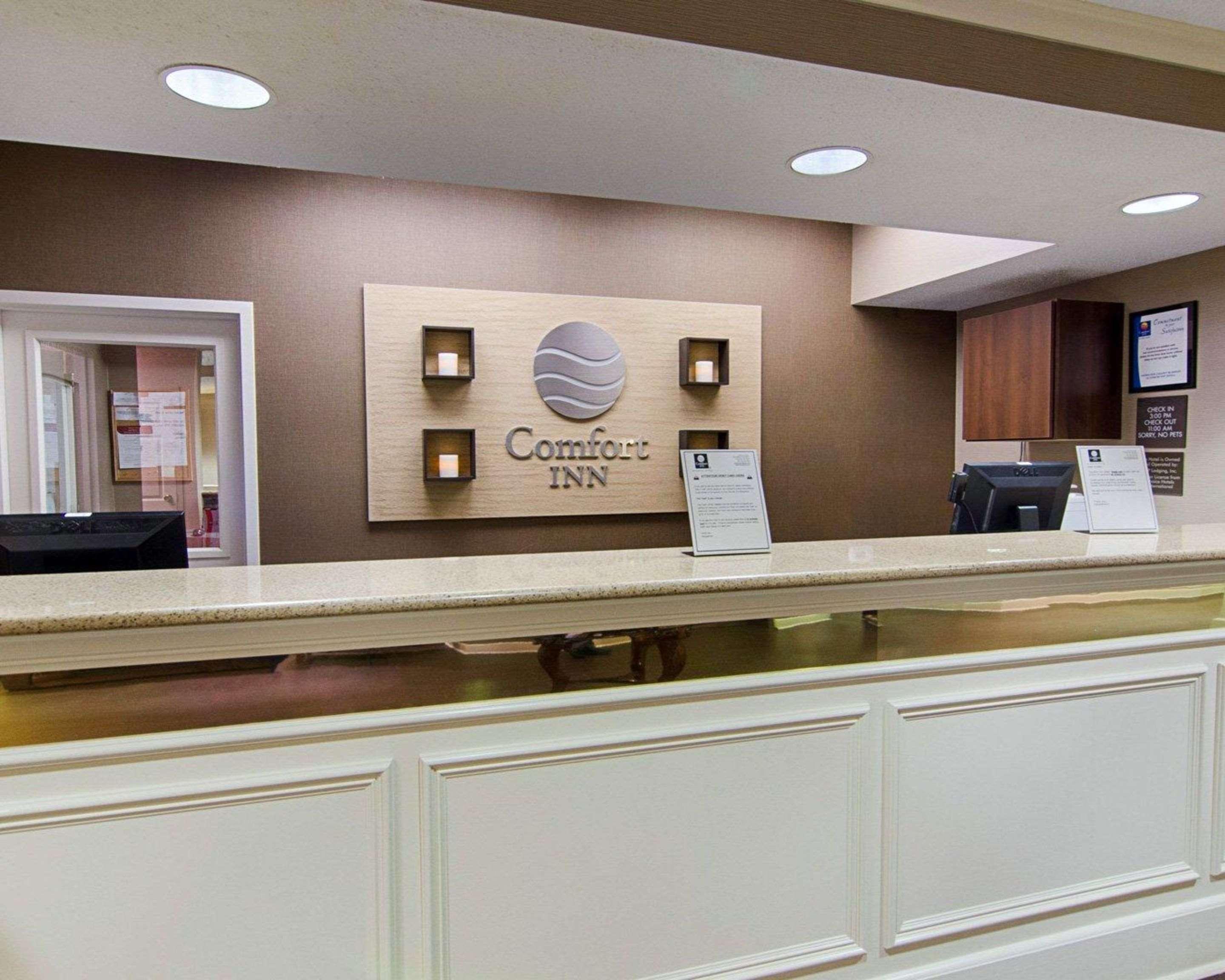 Quality Inn & Suites Little Rock West Bagian luar foto
