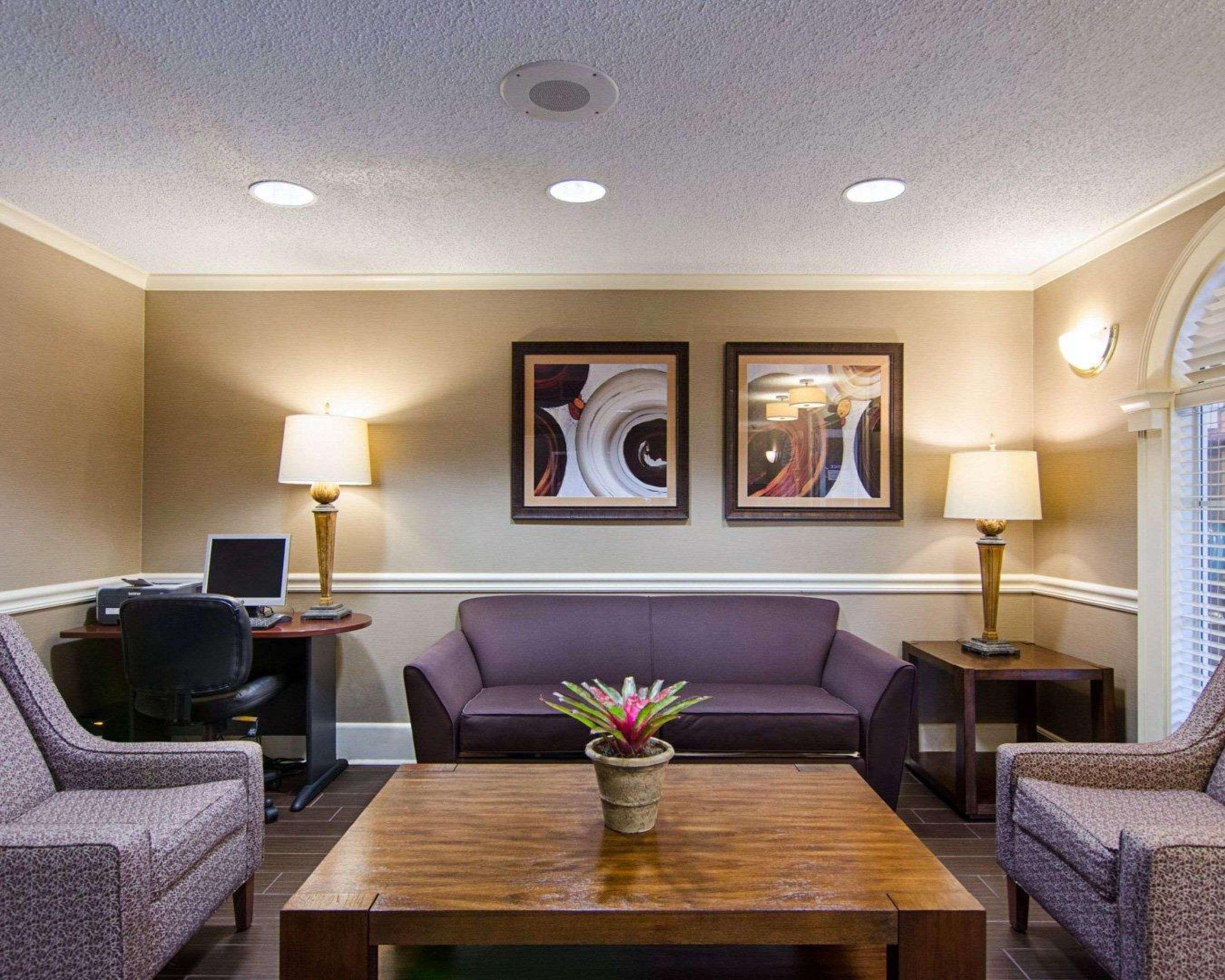 Quality Inn & Suites Little Rock West Bagian luar foto
