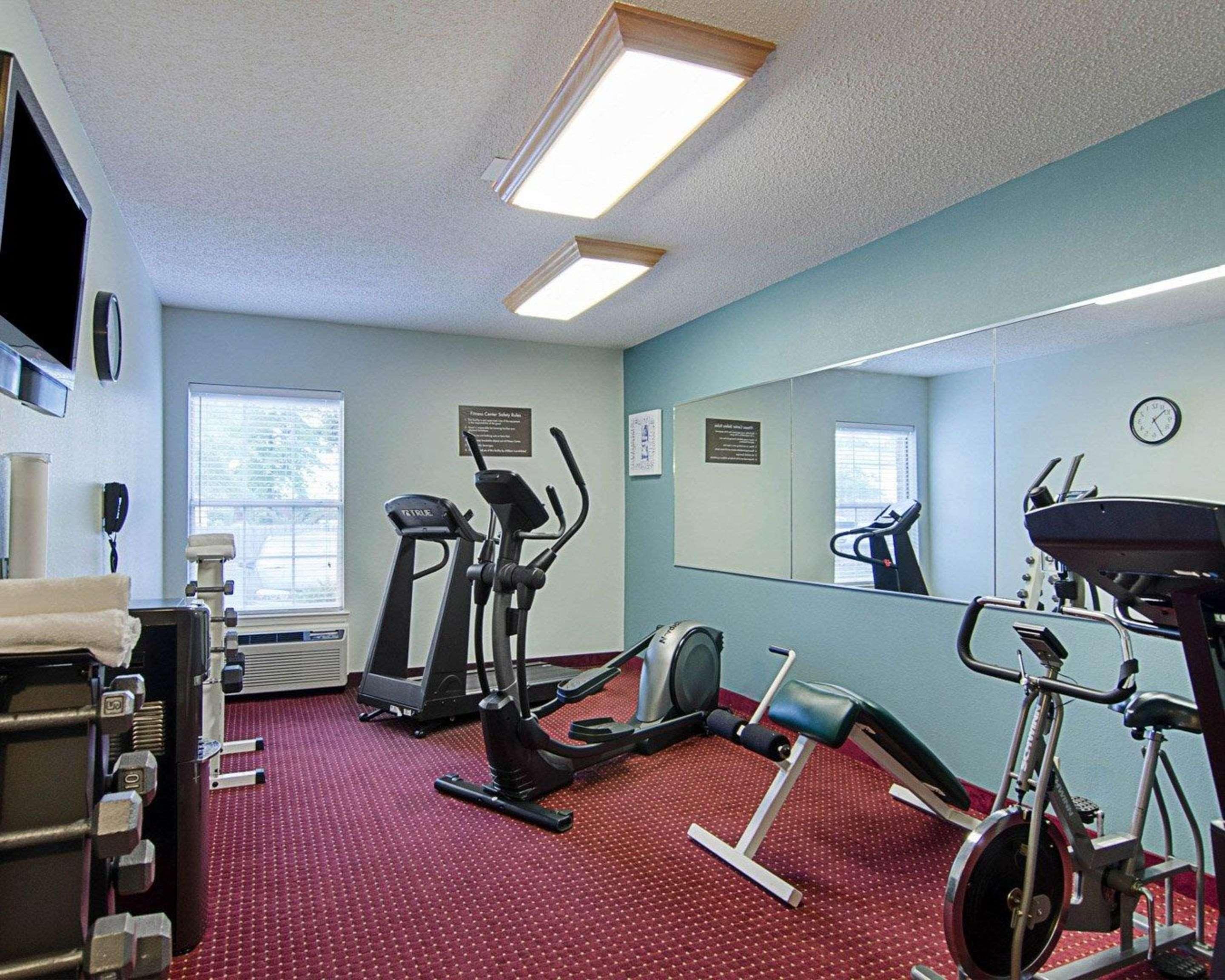 Quality Inn & Suites Little Rock West Bagian luar foto